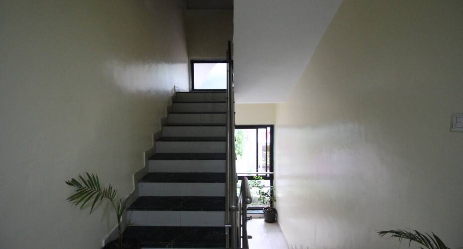 Hotel Monica Lodging And Bording, Pune 3